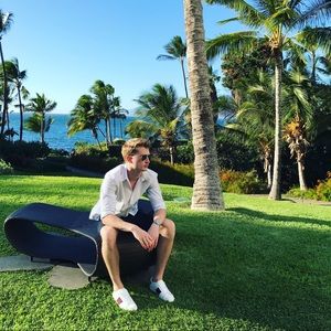 Meet your Posher, Jax